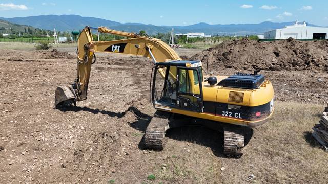 მუხლუხოიანი ექსკავატორი Caterpillar 322 CL