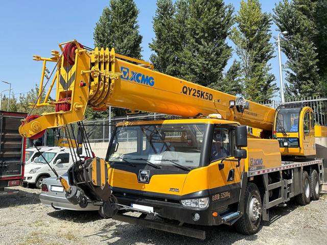 ჰიდრავლიკური ავტოამწე XCMG QY25K5D